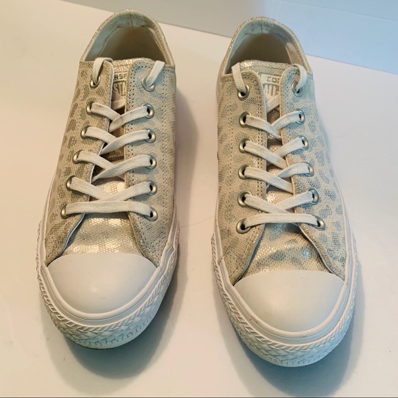 Converse Silver Metallic Leopard Print Tennis Shoe - Picture 13 of 15